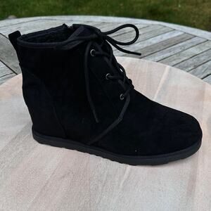 Cushionaire Kira Womens Size 9.5 Bootie Black Faux Suede Wedge Ankle Boots